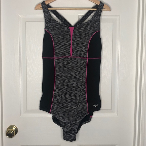 Speedo Other - Speedo Women's Swimsuit One Piece Endurance Touchback Black & Pink - 18